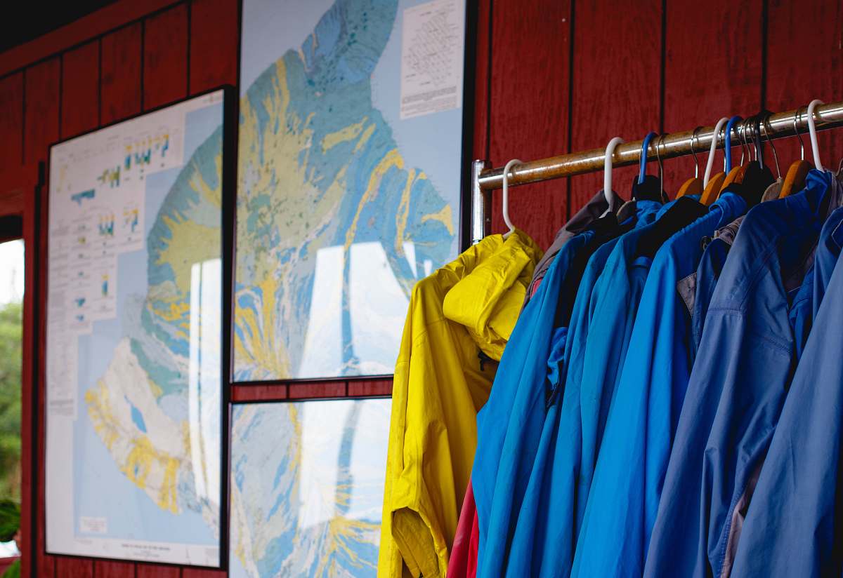 hilo three world map photograph rain
